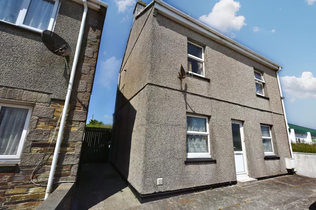 Lot: 171 - DETACHED HOUSE IN GOOD CONDITION -